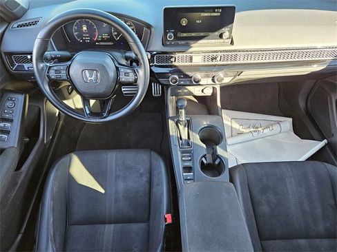 Used 2023 Honda Civic Sport image 7
