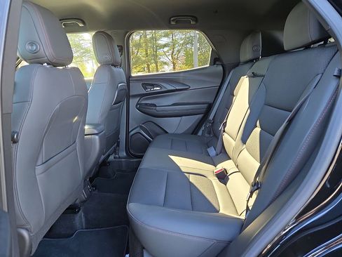 Used 2023 Chevrolet TrailBlazer RS w/ Convenience Package image 20