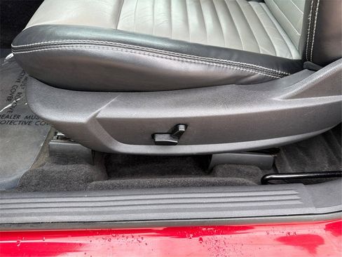 Used 2009 Dodge Challenger R/T image 19