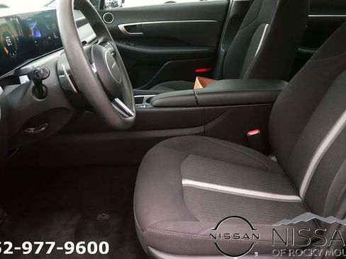 Used 2024 Hyundai Sonata SEL FWD image 11