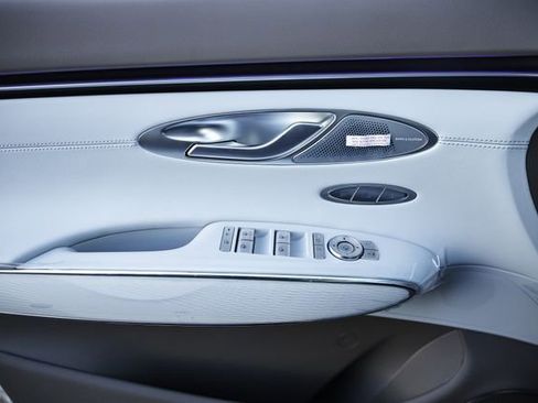 New 2026 Genesis GV70 2.5T Advanced image 16