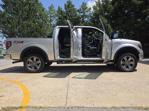 Used 2013 Ford F150 FX4 w/ Luxury Equipment Group AWD/4WD image 3