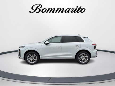 New 2026 Audi Q3 quattro 2.0T AWD/4WD image 2