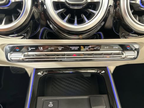 Used 2025 Mercedes-Benz GLA 250 4MATIC image 17