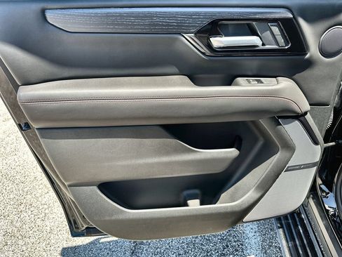 New 2026 GMC Yukon XL AT4 Ultimate w/ LPO, Floor Liner Package AWD/4WD image 15