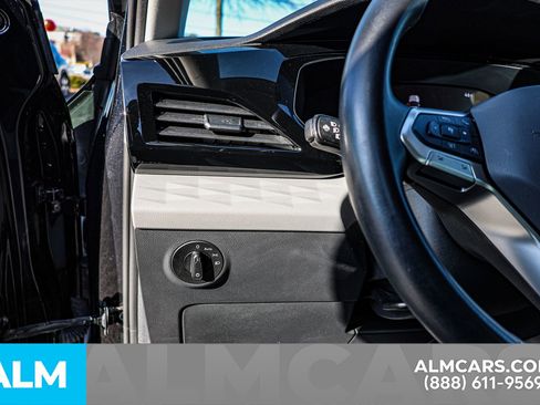 Used 2024 Volkswagen Taos S image 21