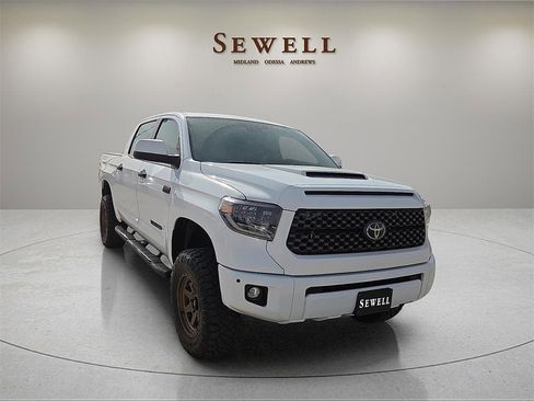 Used 2021 Toyota Tundra SR5 w/ TRD Sport Package image 6