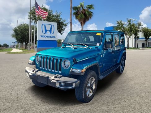 Used 2020 Jeep Wrangler Unlimited Sahara AWD/4WD image 4