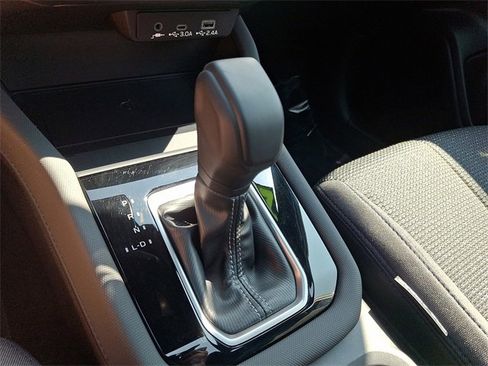 Certified 2025 Subaru Forester Premium image 15