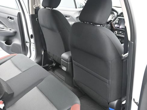 New 2025 Nissan Versa SR w/ Trunk Package FWD image 29