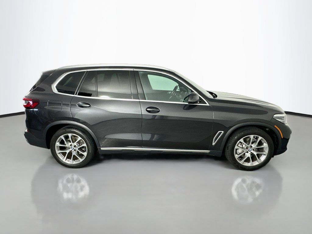 Used 2023 BMW X5 xDrive40i AWD/4WD image 8