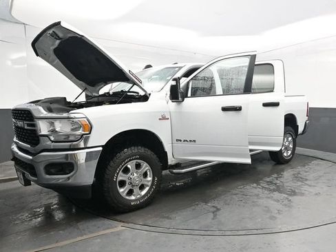 Used 2024 RAM 2500 Big Horn AWD/4WD image 44
