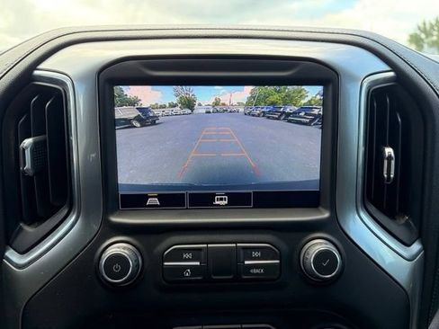 Used 2022 Chevrolet Silverado 1500 LT w/ Convenience Package II RWD image 23