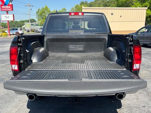 Used 2017 RAM 1500 Big Horn image 5