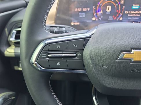 Used 2026 Chevrolet Traverse LT w/ Driver Confidence Package FWD image 21
