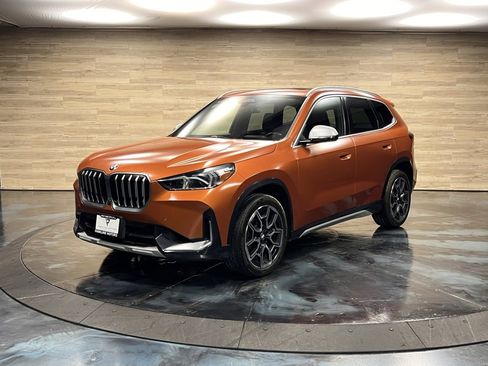 Used 2023 BMW X1 xDrive28i w/ Premium Package image 6