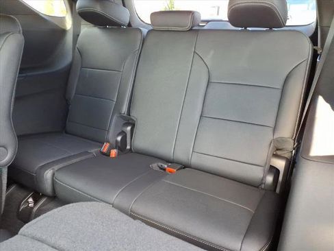 New 2026 Chevrolet Traverse LT image 7