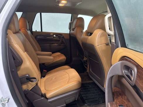 Used 2016 Buick Enclave Premium image 33