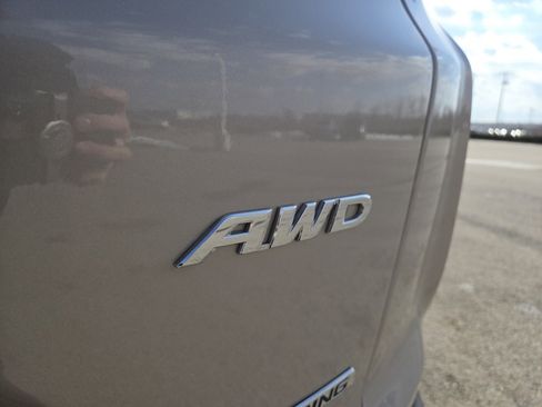 Used 2017 Honda CR-V Touring image 11