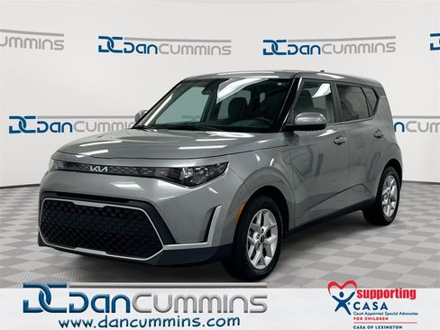 Used 2023 Kia Soul S image 1