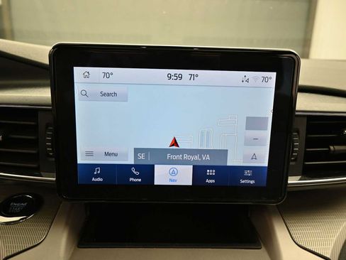 Used 2024 Ford Explorer XLT w/ Equipment Group 202A AWD/4WD image 19