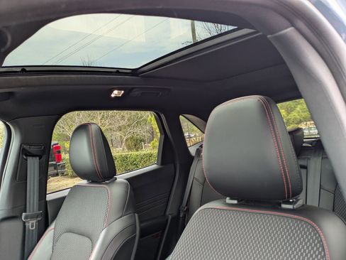 Certified 2024 Ford Escape ST-Line w/ Tech Pack #1 image 28