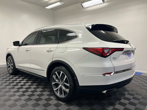 Used 2023 Acura MDX SH-AWD w/ Technology Package image 12