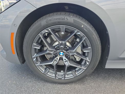 Used 2025 BMW 330i Sedan RWD image 7
