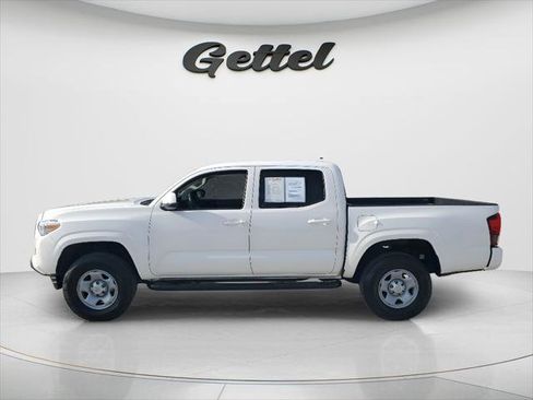 Certified 2023 Toyota Tacoma SR AWD/4WD image 8