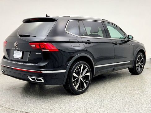 Used 2022 Volkswagen Tiguan SEL R-Line image 5