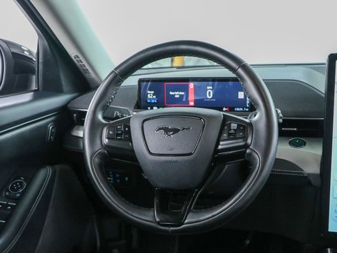 Used 2022 Ford Mustang Mach-E Select RWD image 12