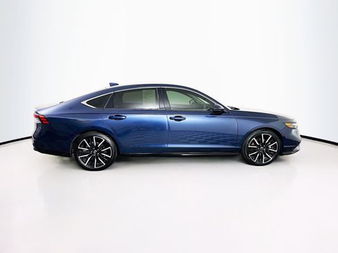 Used 2025 Honda Accord Touring image 10