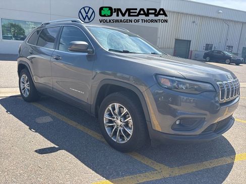 Used 2019 Jeep Cherokee Latitude Plus AWD/4WD image 3