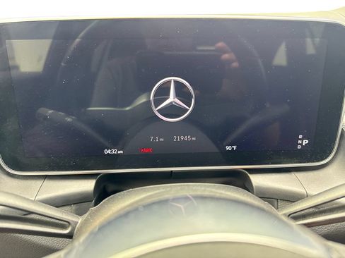 Used 2024 Mercedes-Benz GLC 300 image 55
