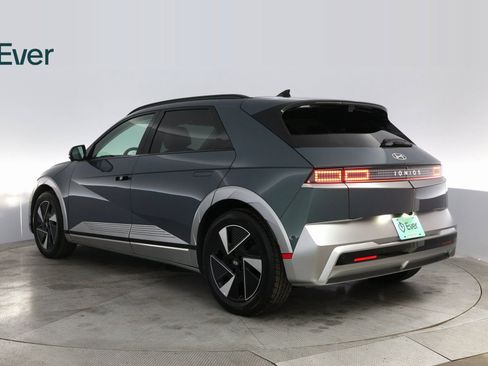 Used 2025 Hyundai Ioniq 5 Limited image 14