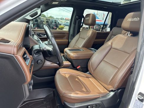 Used 2021 Chevrolet Tahoe High Country image 36