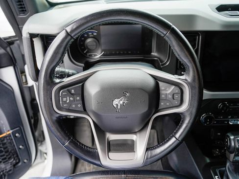 Used 2022 Ford Bronco Badlands AWD/4WD image 41