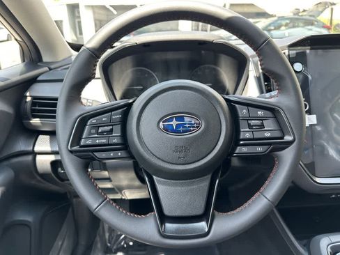 Used 2025 Subaru Crosstrek 2.5i Limited w/ Crosstrek Mirror Package AWD/4WD image 16