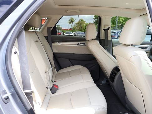 Used 2021 Cadillac XT5 Premium Luxury image 38