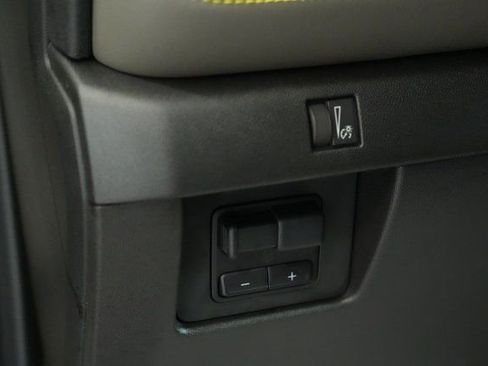 Used 2023 Chevrolet Colorado ZR2 w/ Desert Boss Special Edition image 12