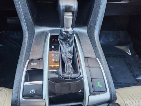 Used 2017 Honda Civic EX-L image 52