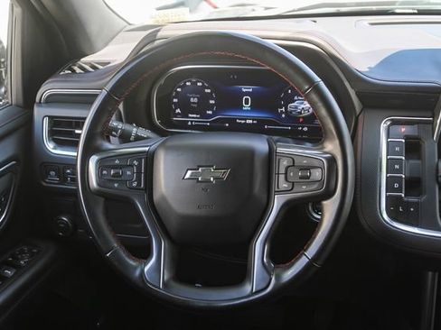 Used 2024 Chevrolet Suburban RST w/ Luxury Package RWD image 17
