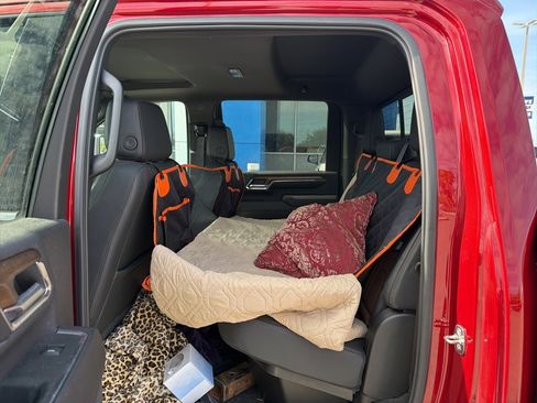 Used 2024 Chevrolet Silverado 3500 High Country w/ High Country Premium Package image 17