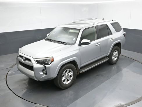 Used 2016 Toyota 4Runner SR5 Premium image 46