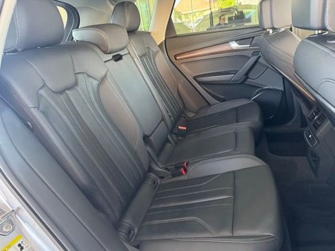 Used 2024 Audi Q5 2.0T Premium w/ Convenience Package image 21