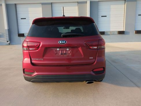 Used 2020 Kia Sorento LX FWD image 6