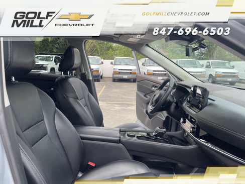 Used 2023 Nissan Rogue SL w/ SL Premium Package AWD/4WD image 32