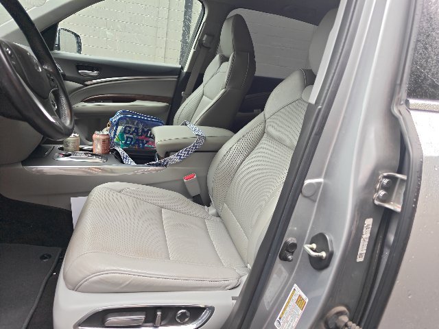 Used 2020 Acura MDX w/ Technology Package FWD image 9