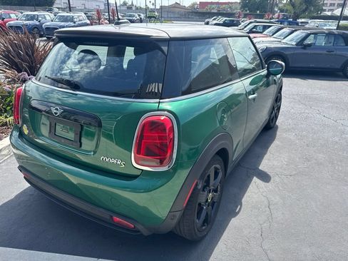 Used 2024 MINI Cooper SE FWD image 5