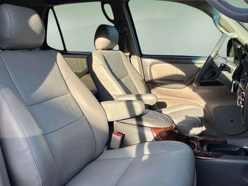 Used 2007 Toyota Sequoia Limited image 25
